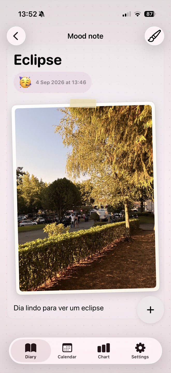 MyMood — a journal entry with photo and note